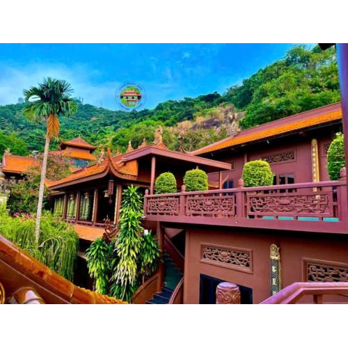 Sắc Xuân Chốn Cửa Thiền