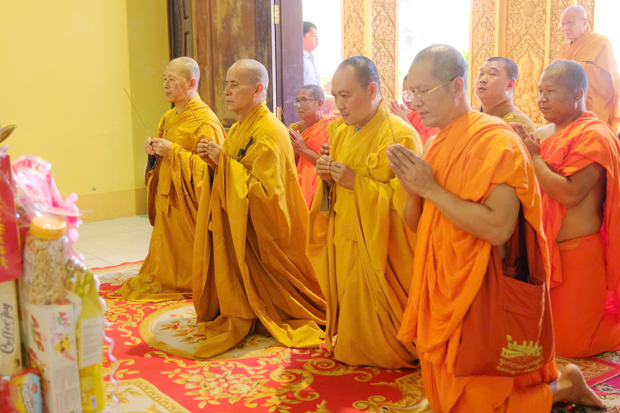 8. Phân công nhiệm vụ: