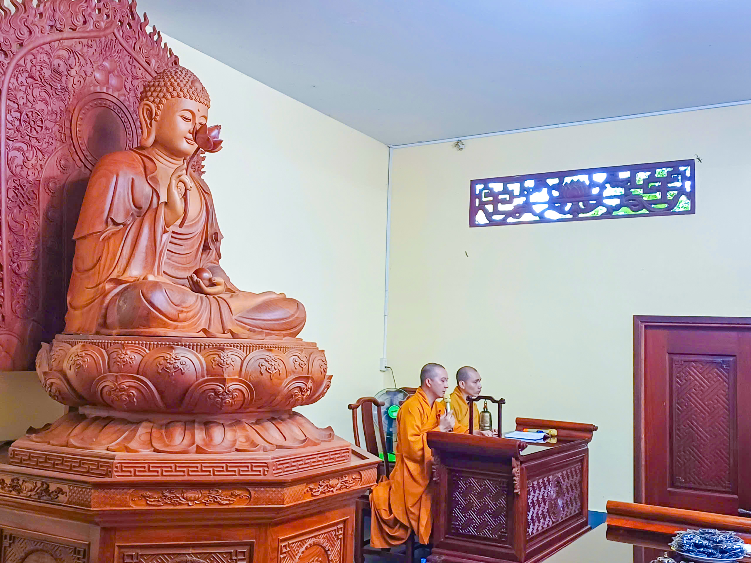 2. Lợi ích của quy y Tam bảo